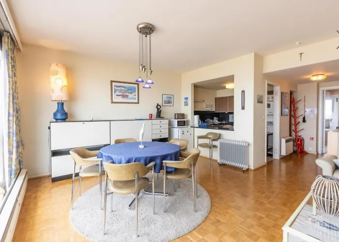 Cozy 2-bedroom With Stunning Sea View T77 奥斯滕德