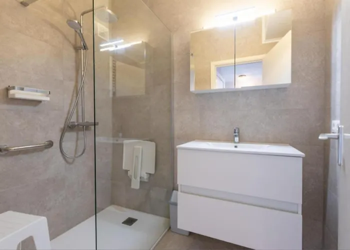 Cozy 2-bedroom With Stunning Sea View T77 奥斯滕德